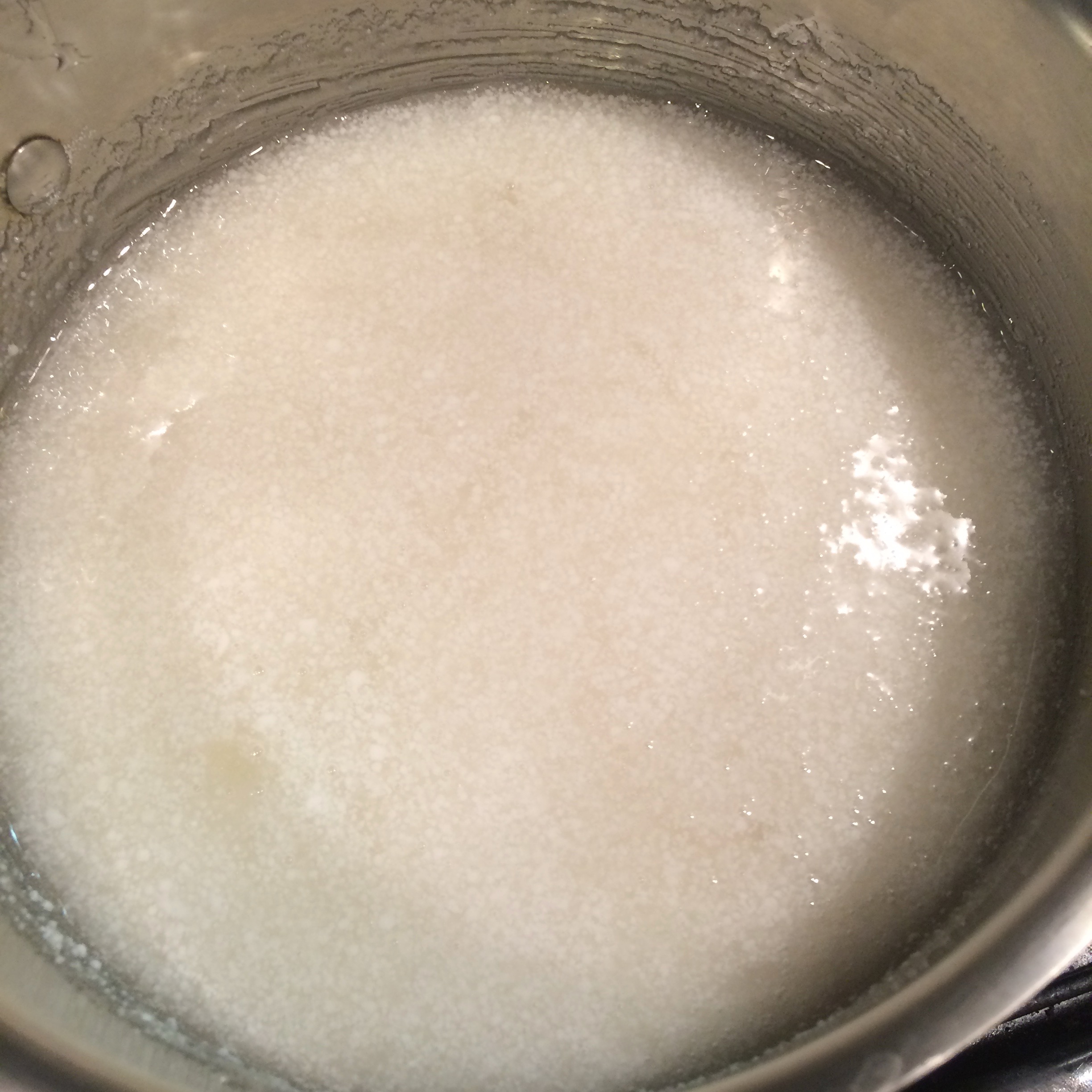 Alineaphile boiling sugar for neutral caramel