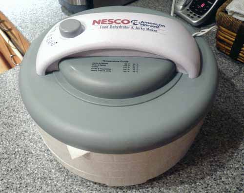 Nesco American Harvest Dehydrator, 4 Tray, Tested and Works